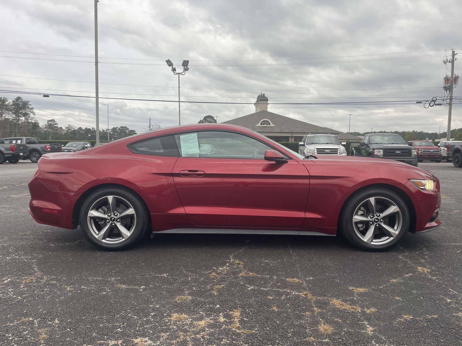 2016 Ford Mustang 2dr Fastback EcoBoost