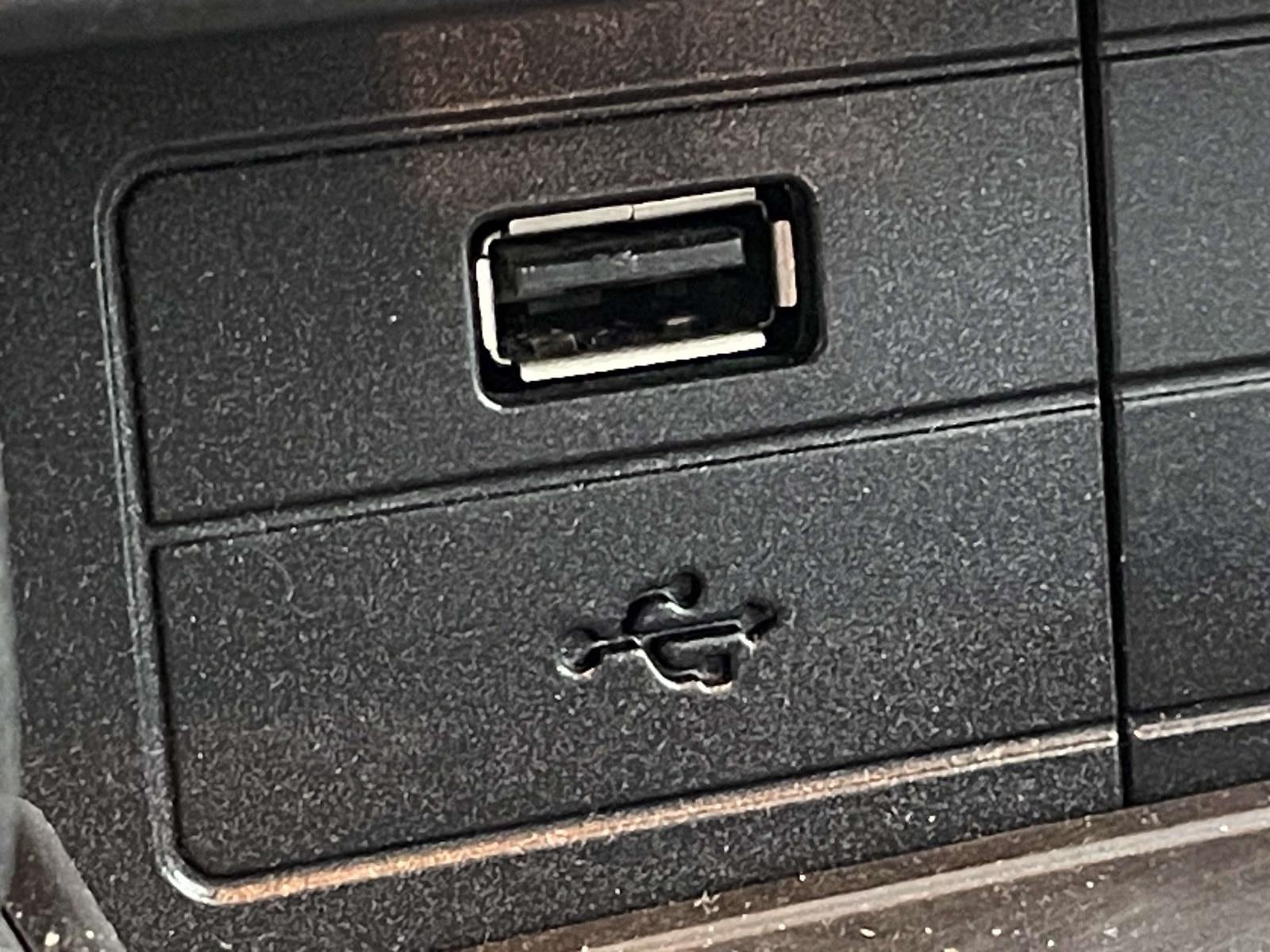 2016 Ford Mustang 2dr Fastback EcoBoost