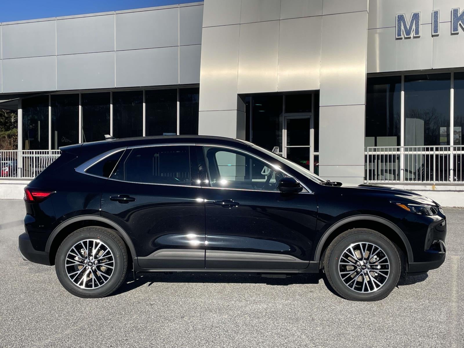 2026 Ford Escape Base