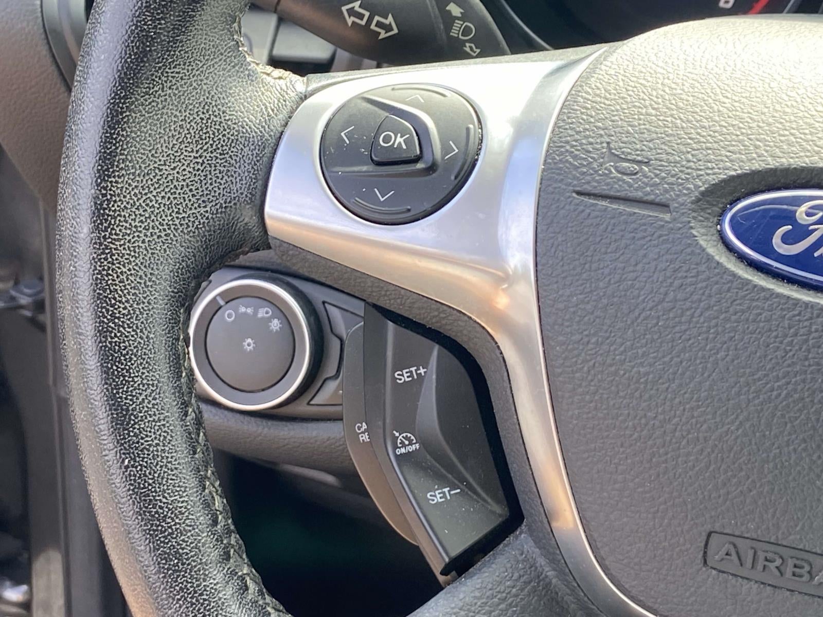 2015 Ford Escape FWD 4dr SE