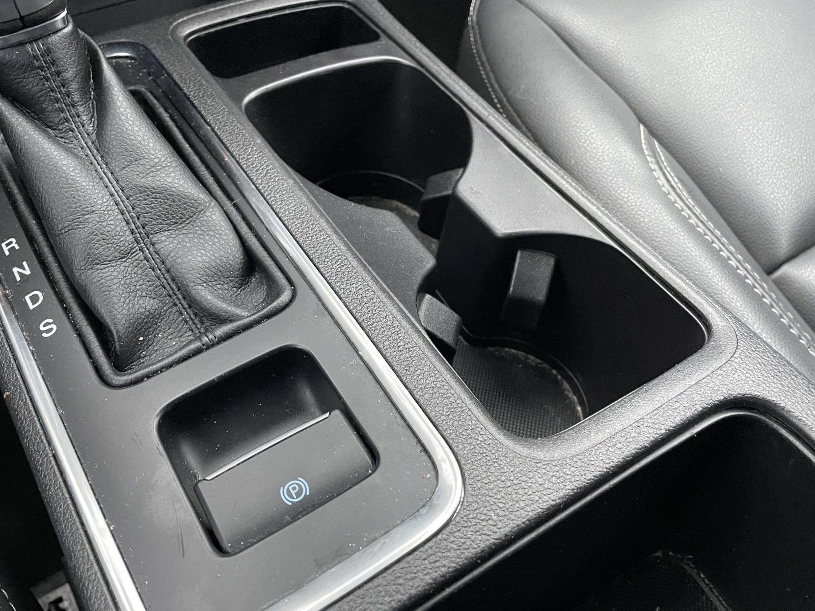 2019 Ford Escape SEL FWD