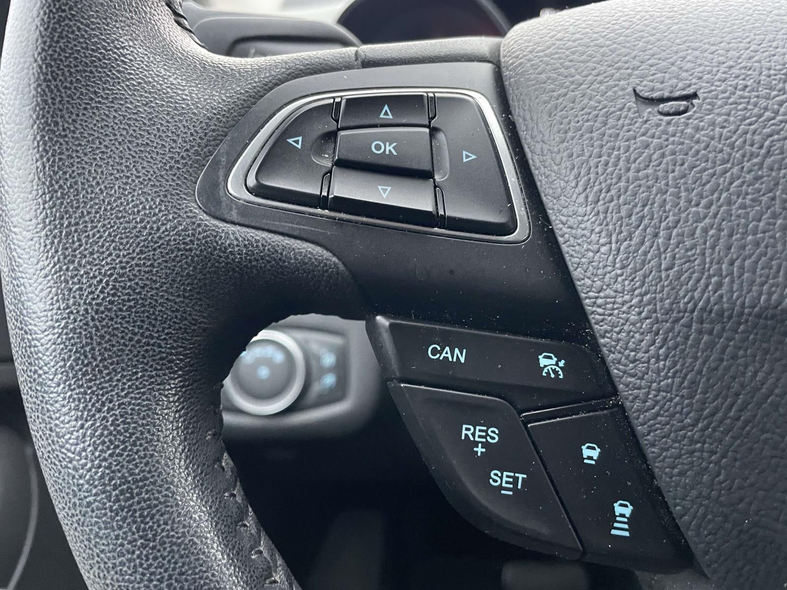 2019 Ford Escape SEL FWD