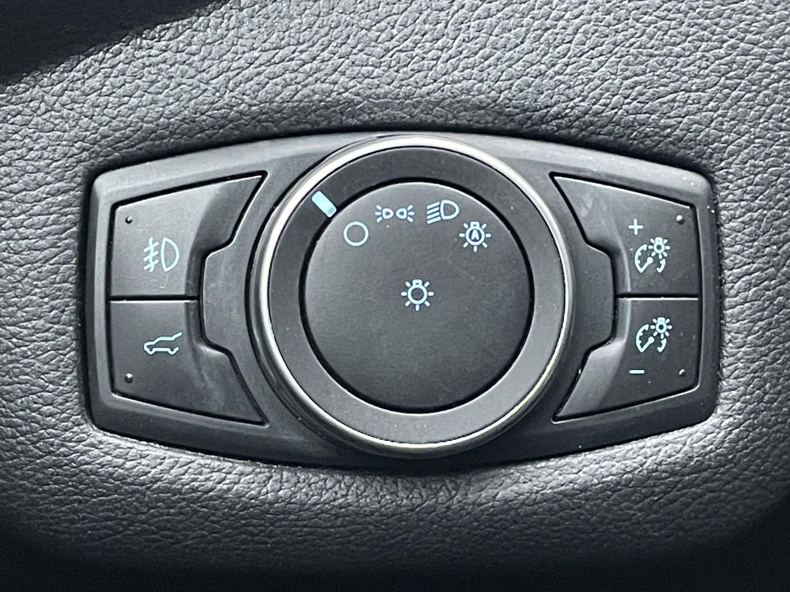 2019 Ford Escape SEL FWD