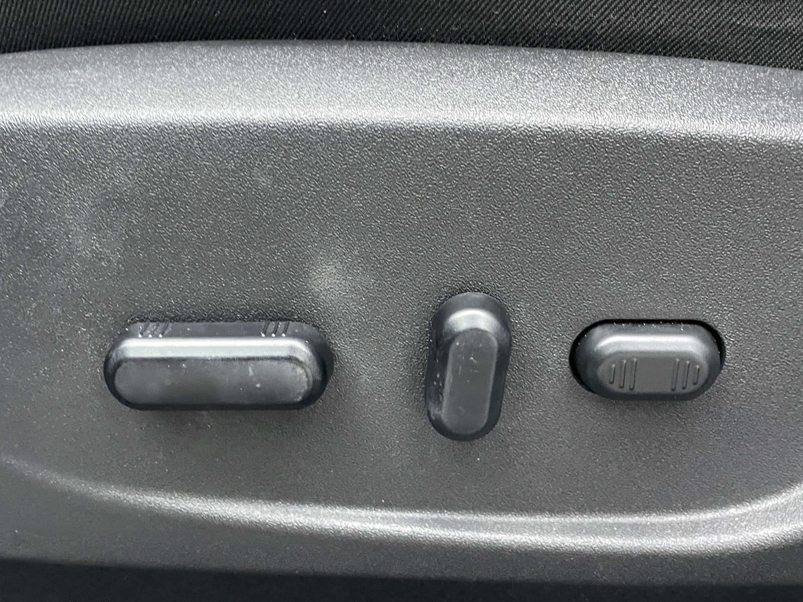 2019 Ford Escape SEL FWD