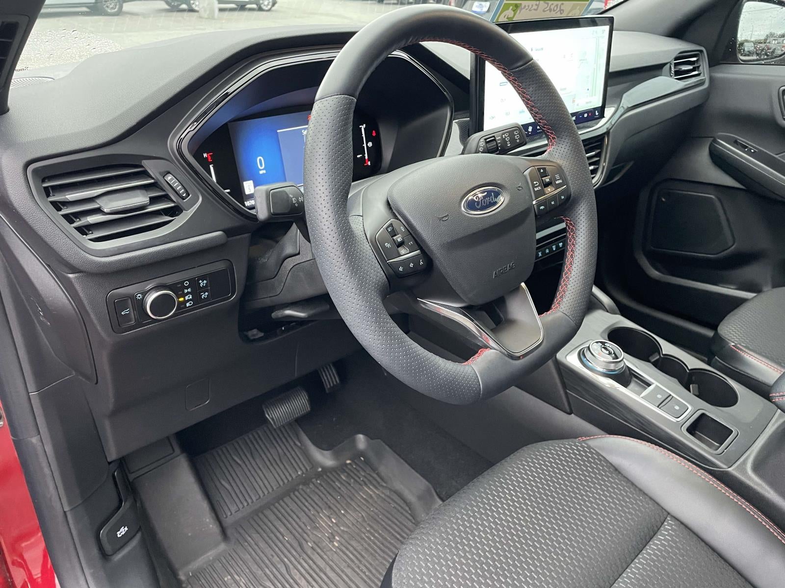 2025 Ford Escape ST-Line FWD