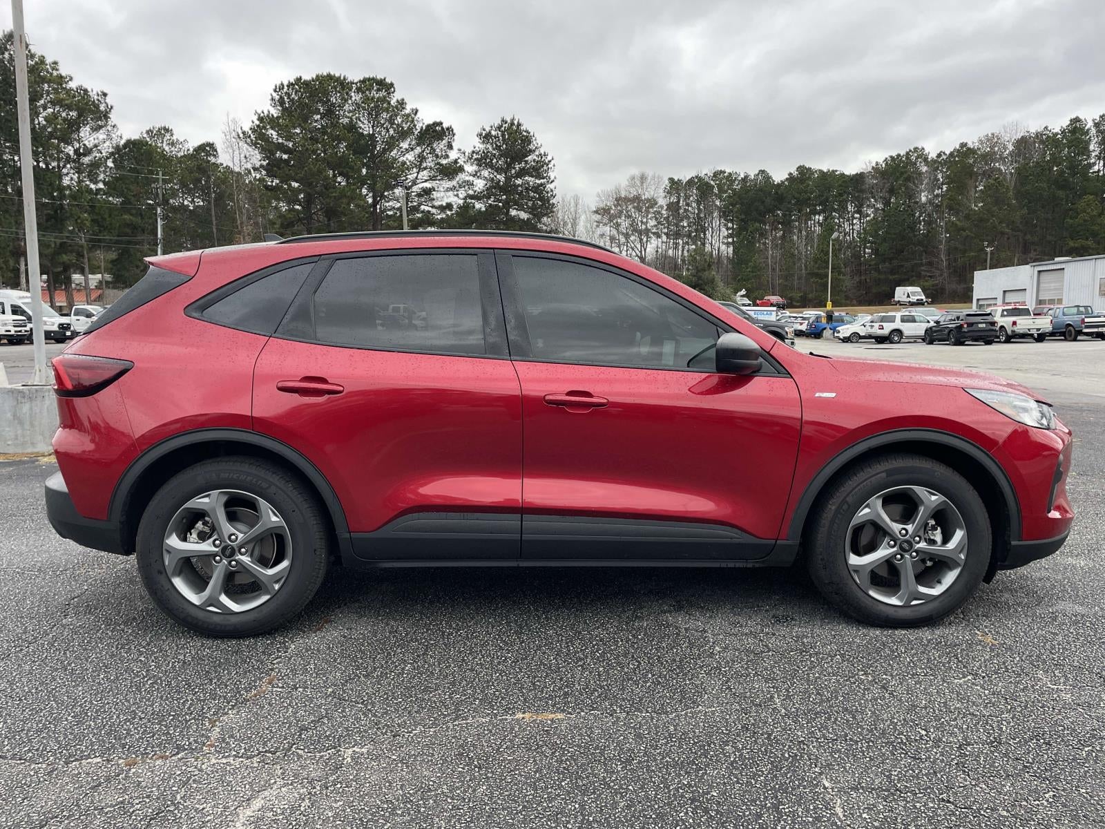 2025 Ford Escape ST-Line FWD