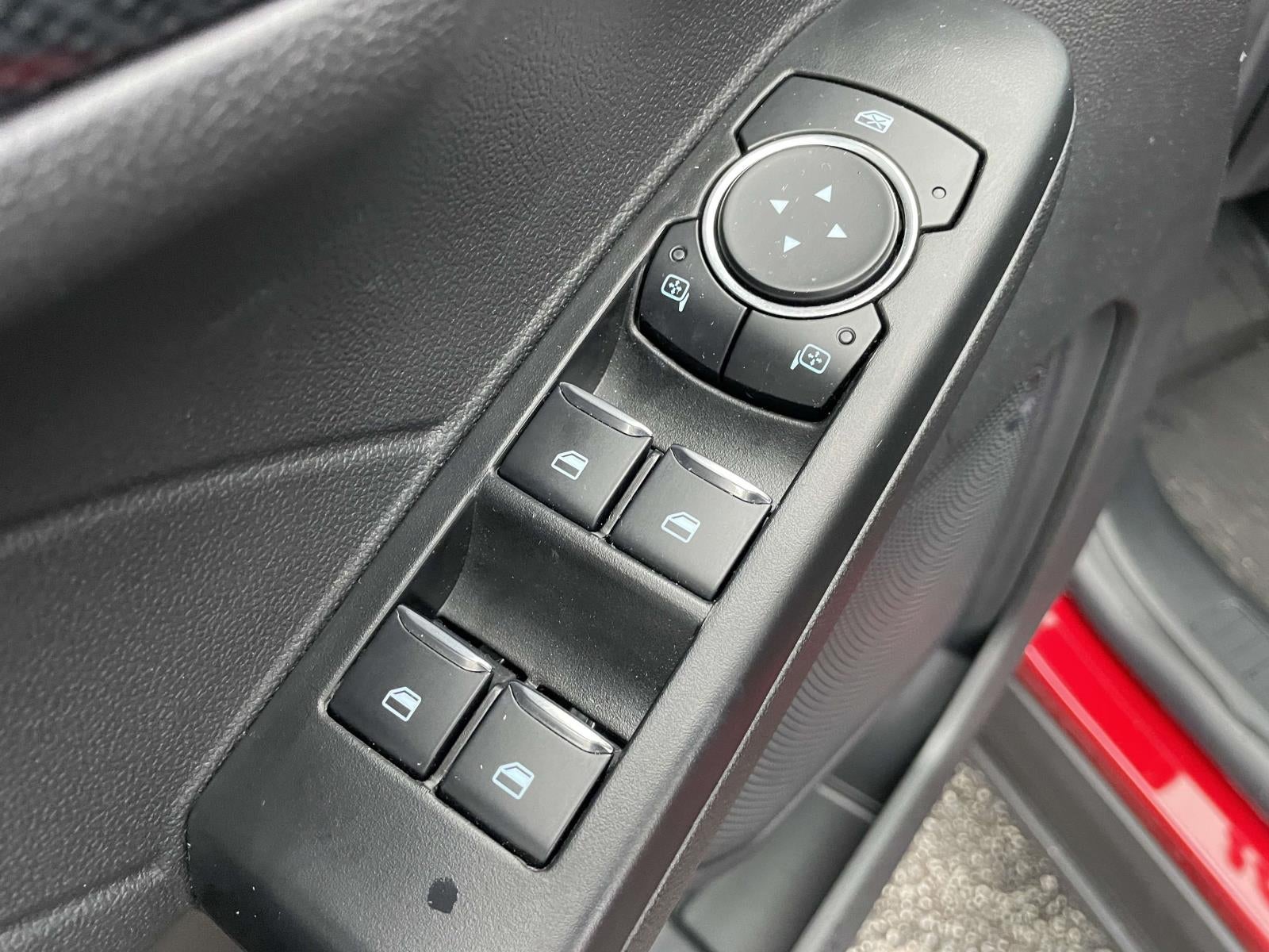 2025 Ford Escape ST-Line FWD