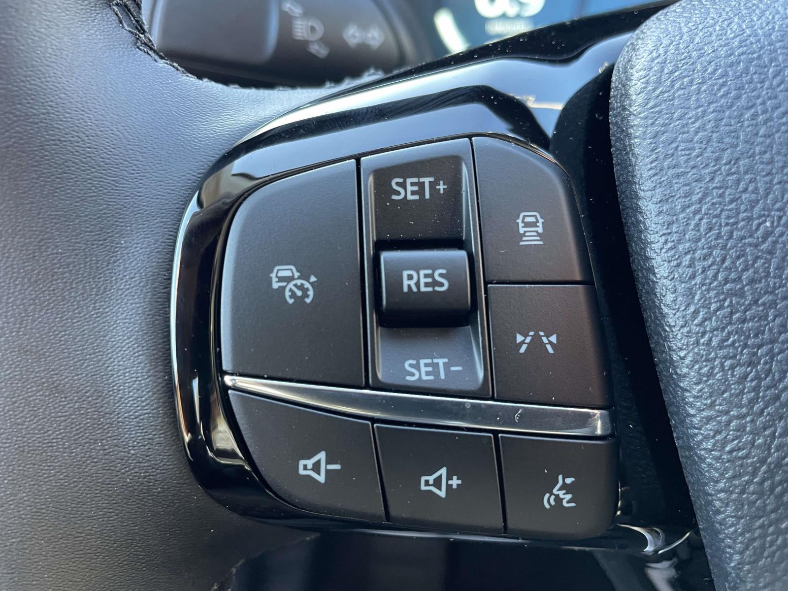 2026 Ford Escape Platinum