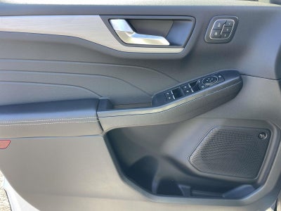 2026 Ford Escape Platinum