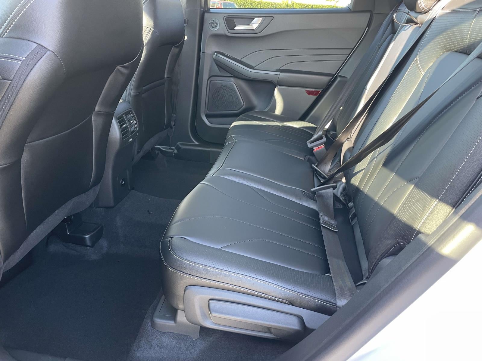 2026 Ford Escape Platinum