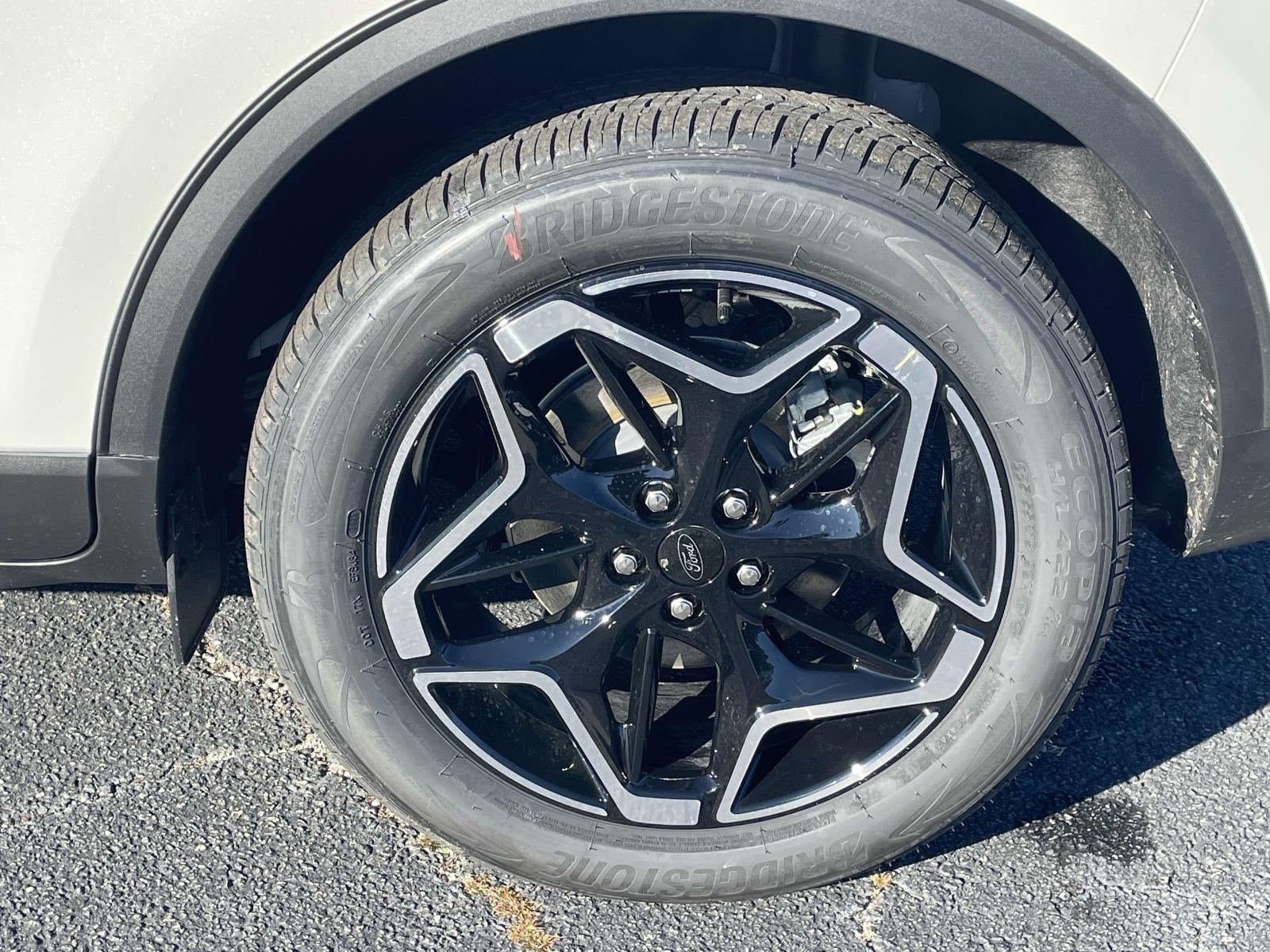 2026 Ford Escape Platinum