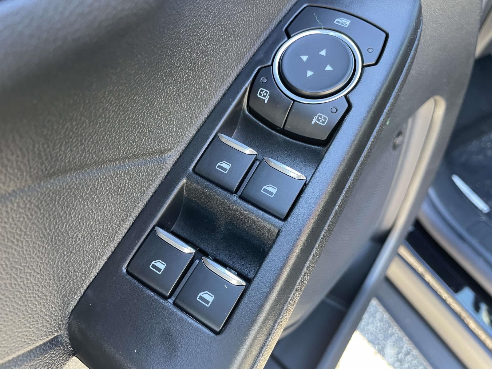 2026 Ford Escape ST-Line Elite