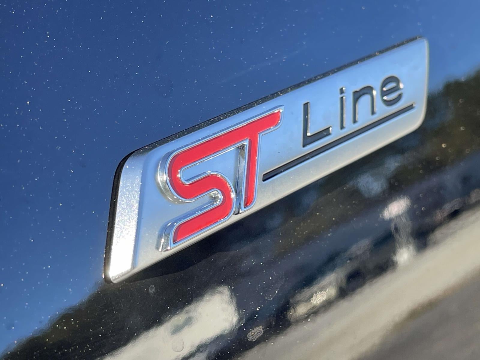 2026 Ford Escape ST-Line Elite