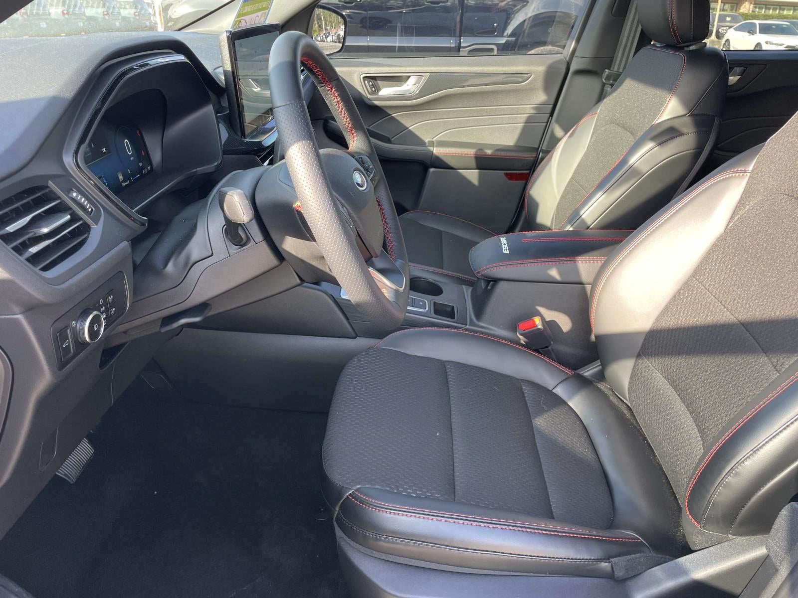 2025 Ford Escape ST-Line Elite AWD