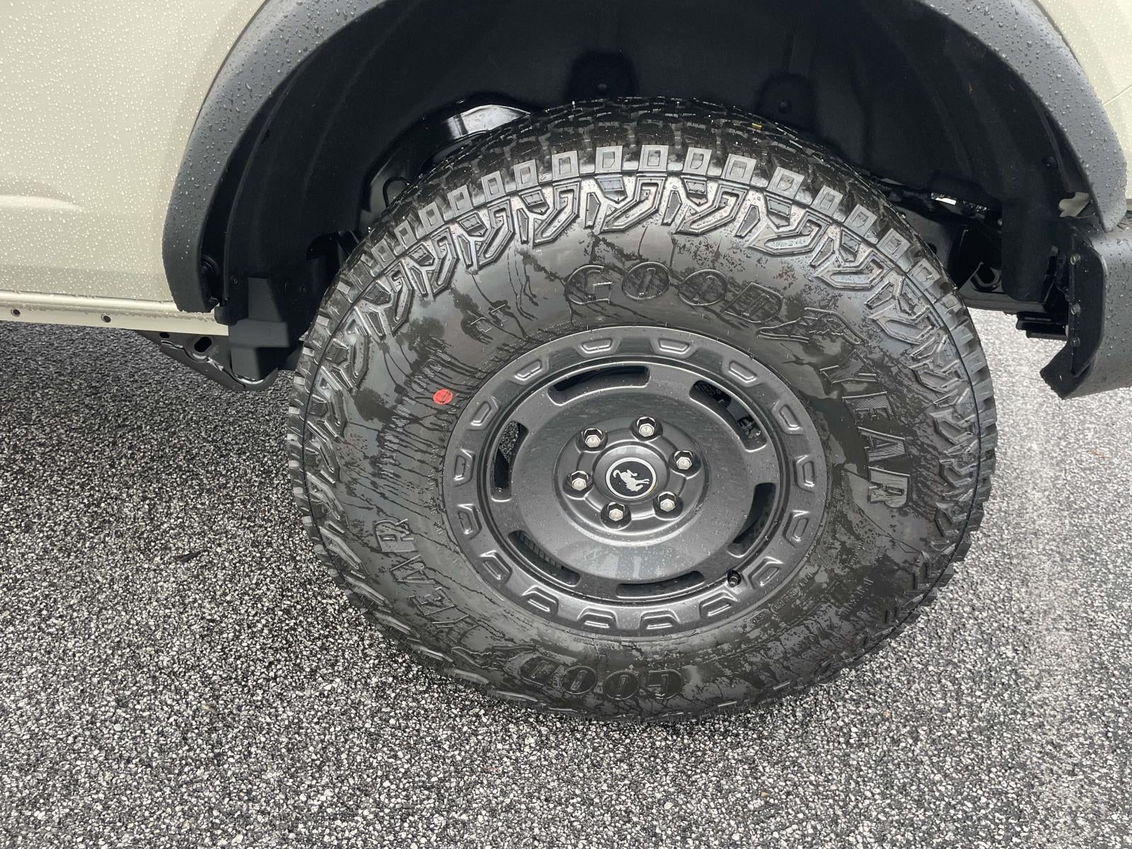 2025 Ford Bronco Base