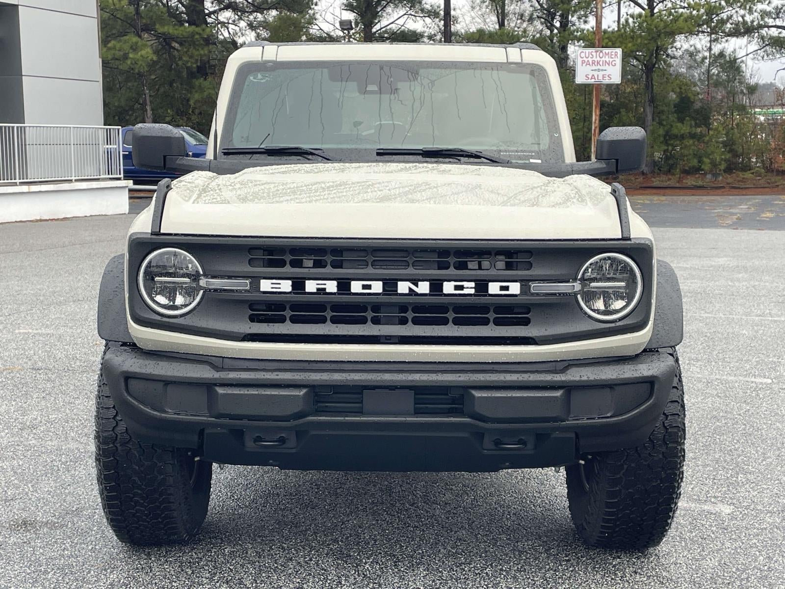 2025 Ford Bronco Base