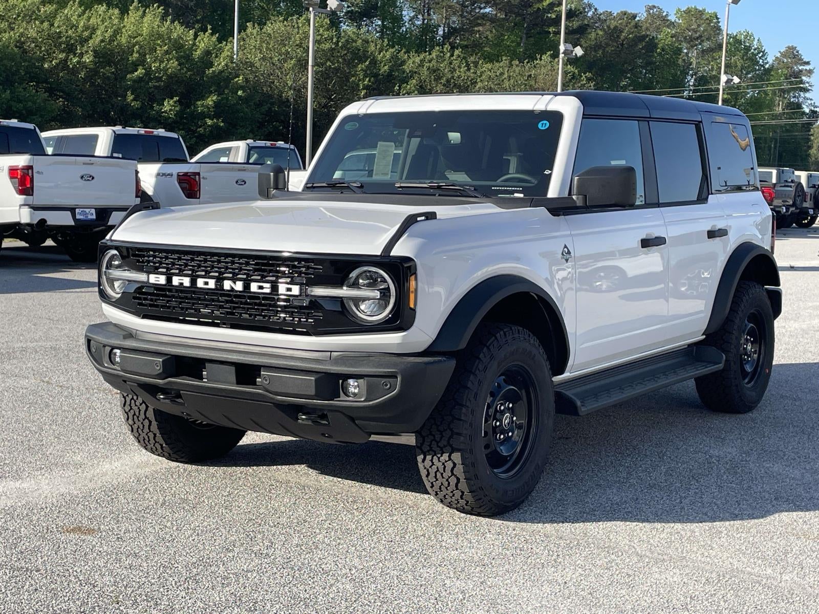 2026 Ford Bronco Outer Banks