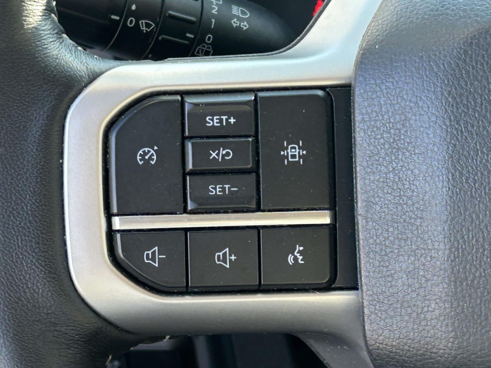 2024 Ford Expedition XLT 4x2