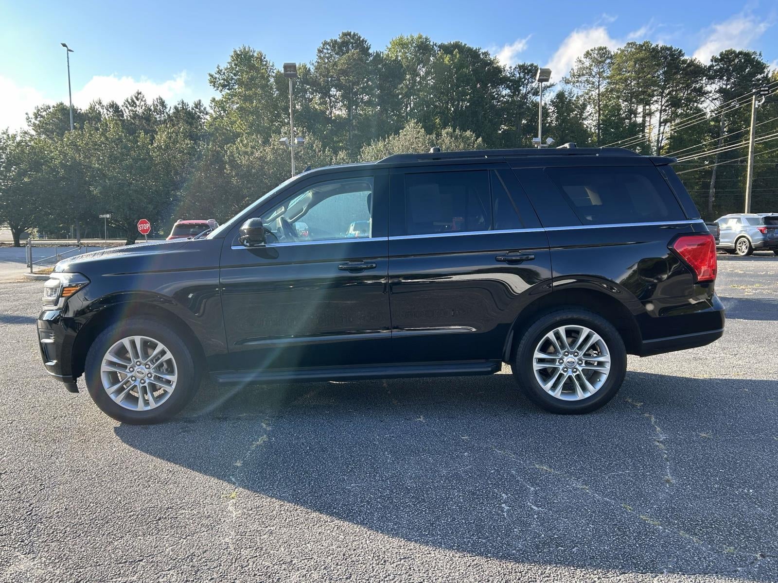 2024 Ford Expedition XLT 4x2