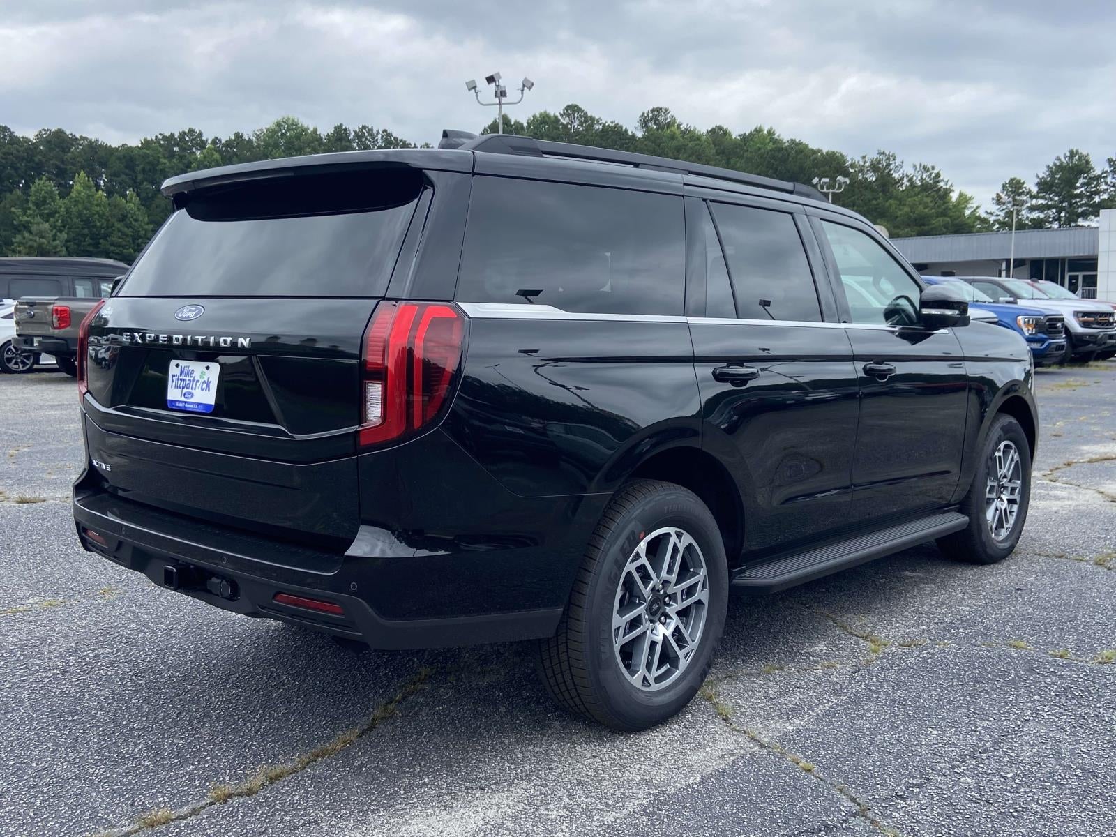 2026 Ford Expedition Active