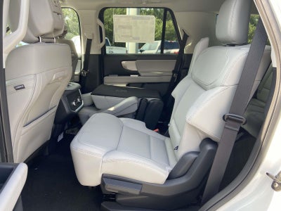 2027 Ford Expedition Active