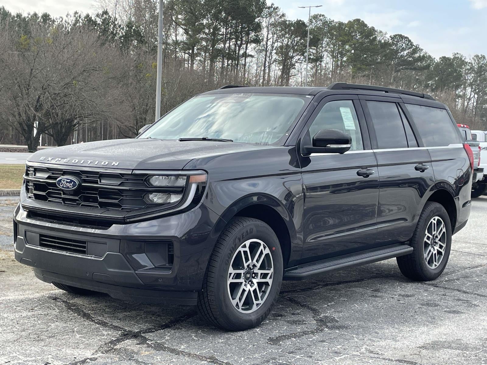 2026 Ford Expedition Active