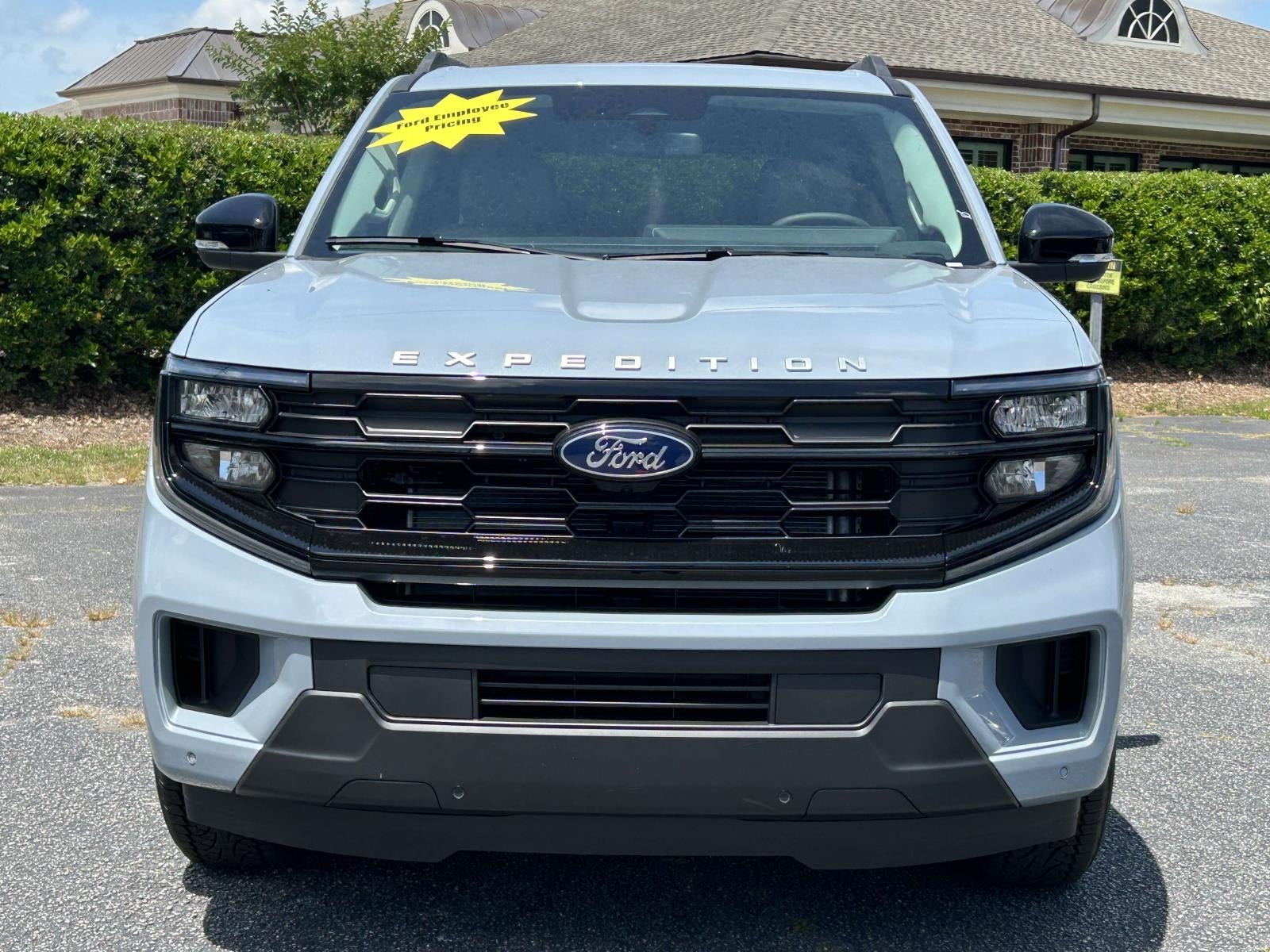 2026 Ford Expedition Active