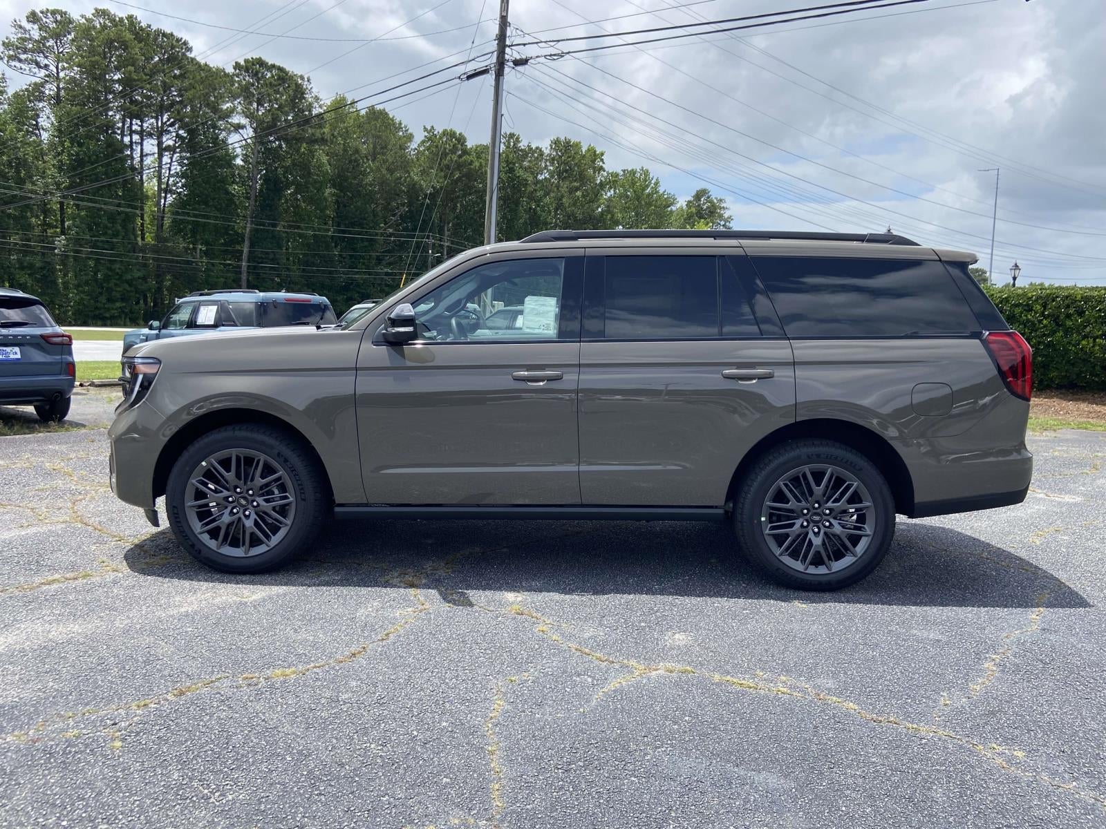 2027 Ford Expedition Platinum
