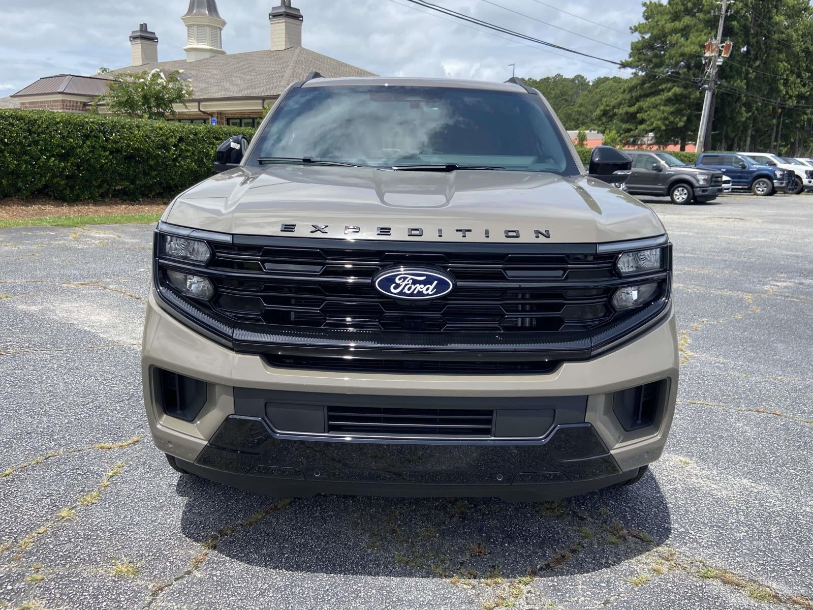 2027 Ford Expedition Platinum