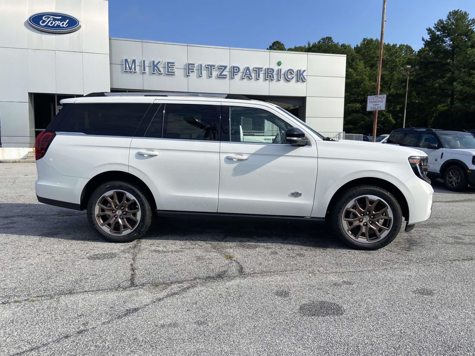 2027 Ford Expedition King Ranch
