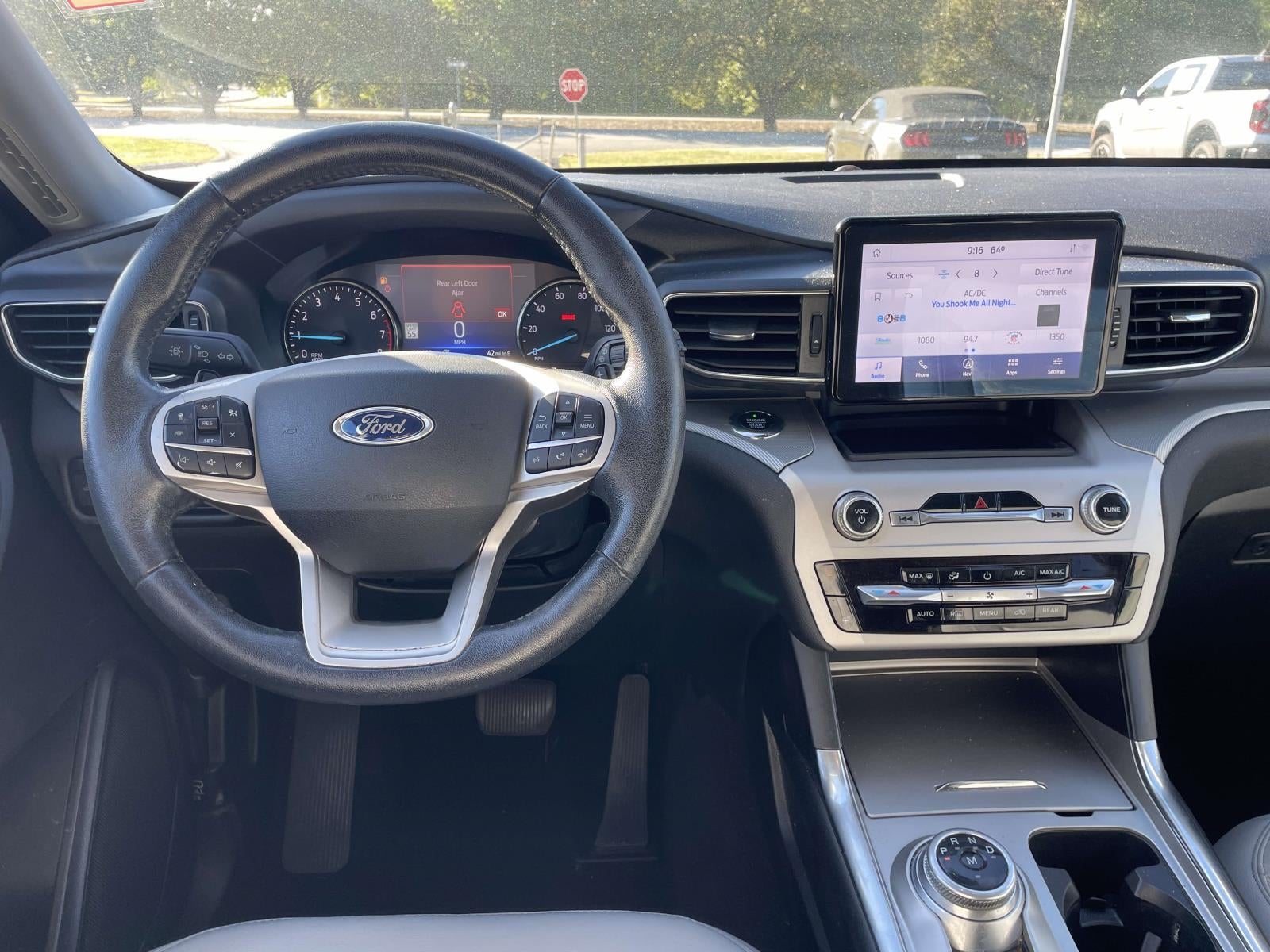 2021 Ford Explorer XLT RWD