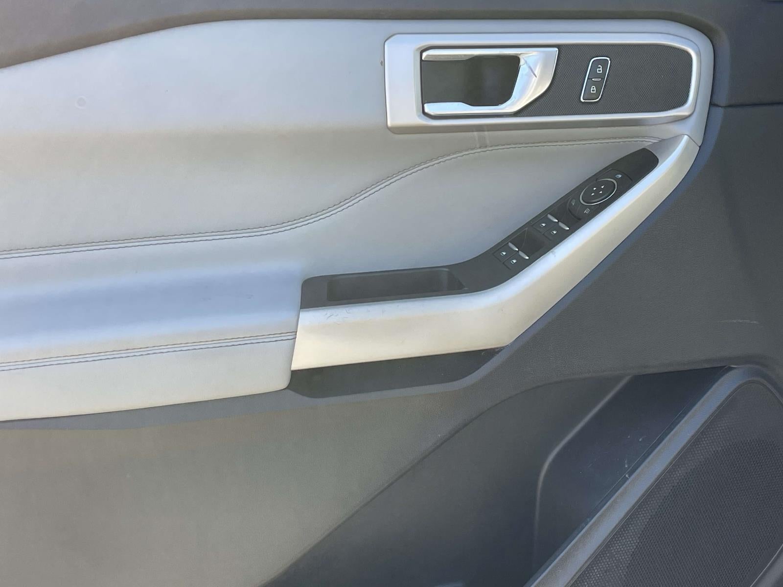 2021 Ford Explorer XLT RWD