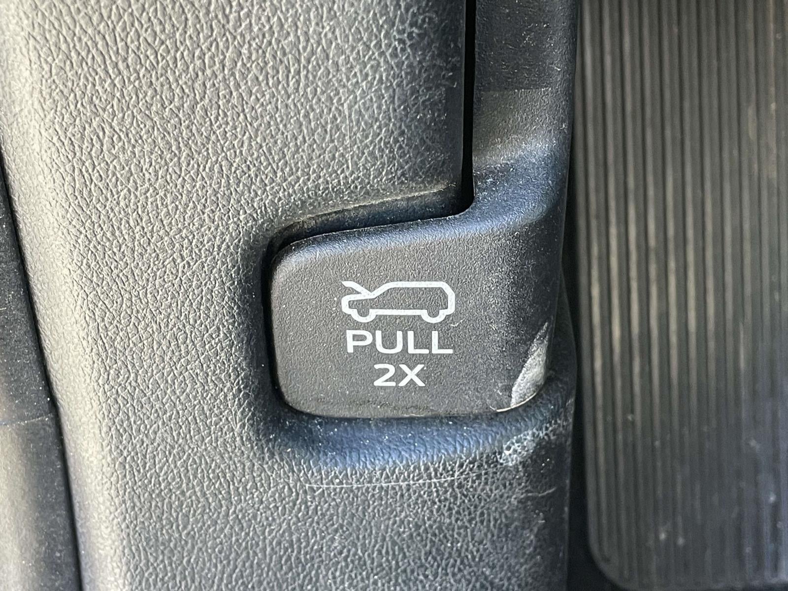 2021 Ford Explorer XLT RWD