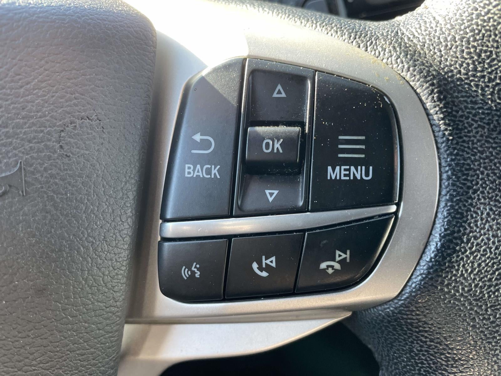 2021 Ford Explorer XLT RWD