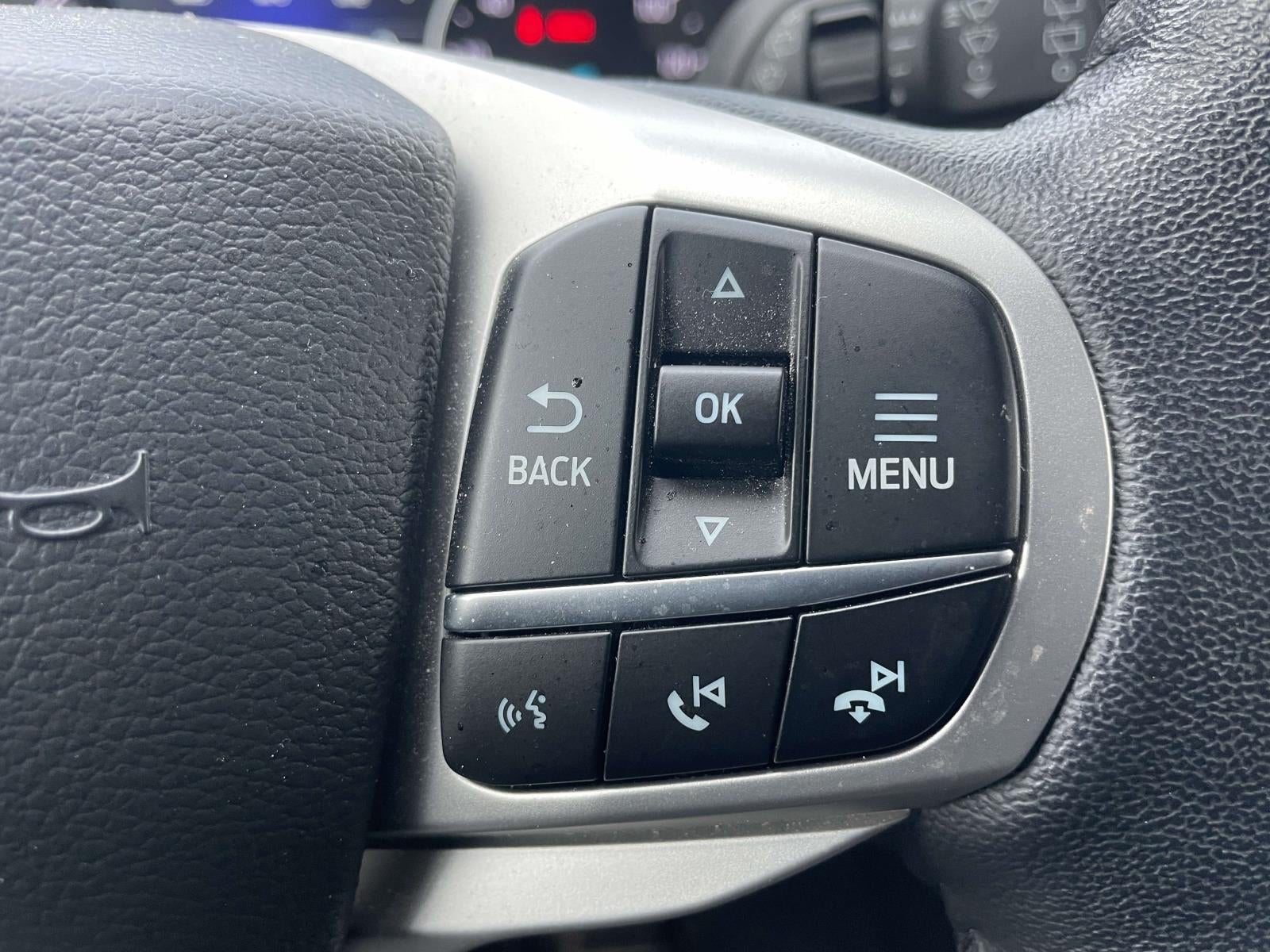 2022 Ford Explorer XLT RWD