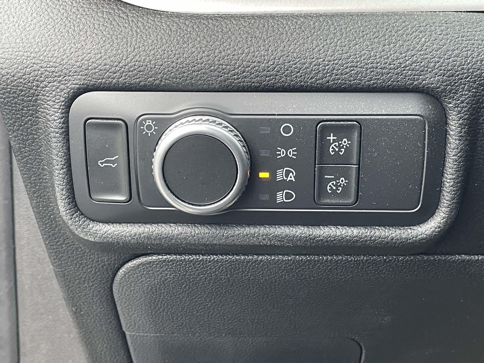 2022 Ford Explorer XLT RWD