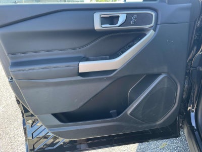 2023 Ford Explorer XLT RWD