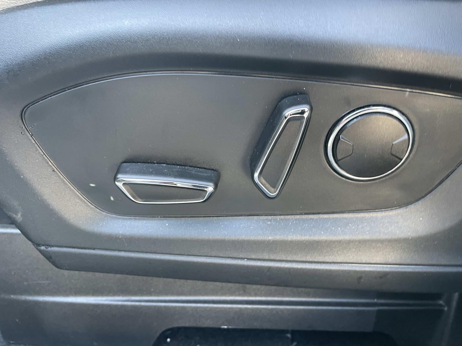 2020 Ford Explorer Limited RWD