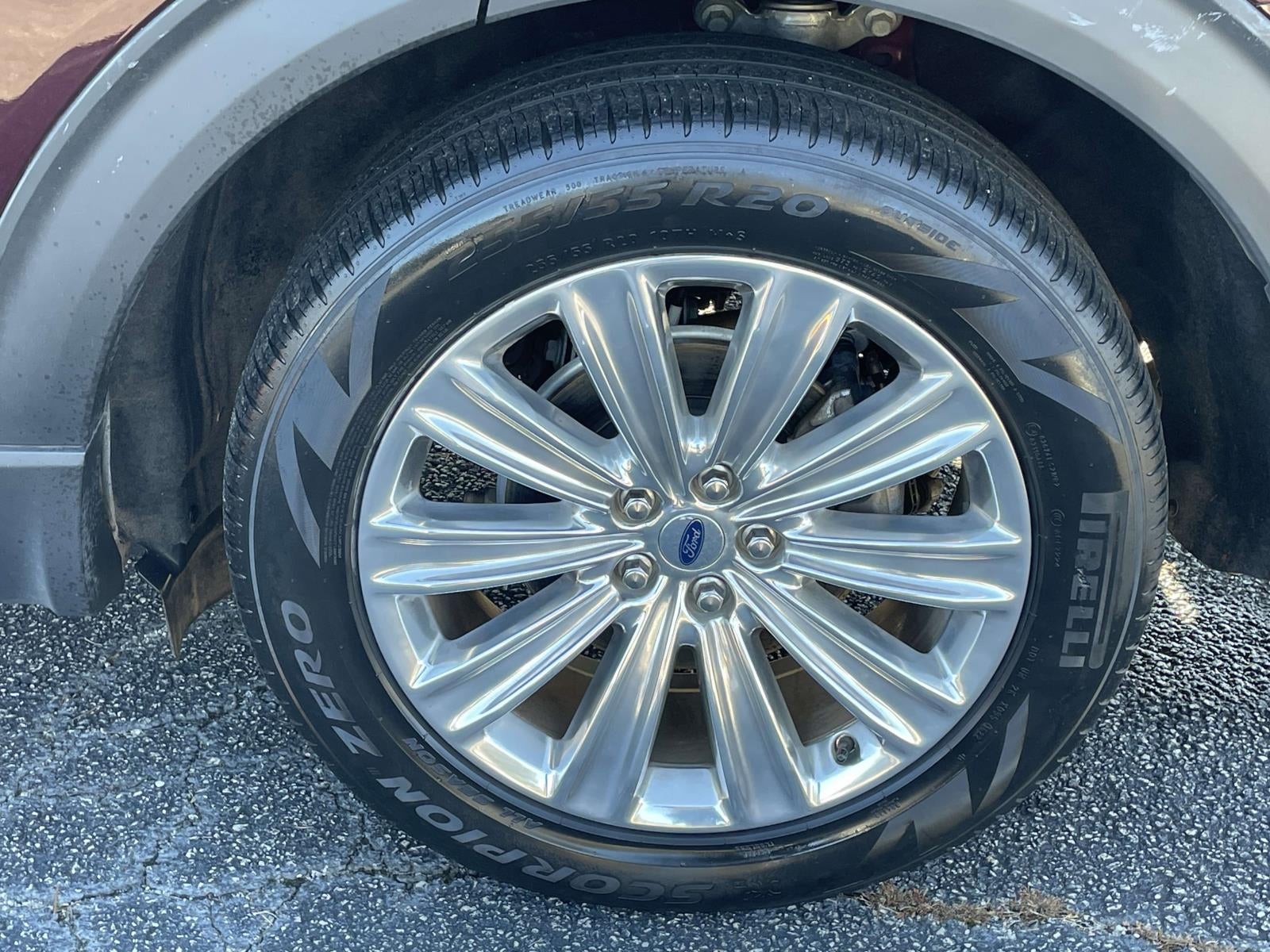 2022 Ford Explorer Limited RWD