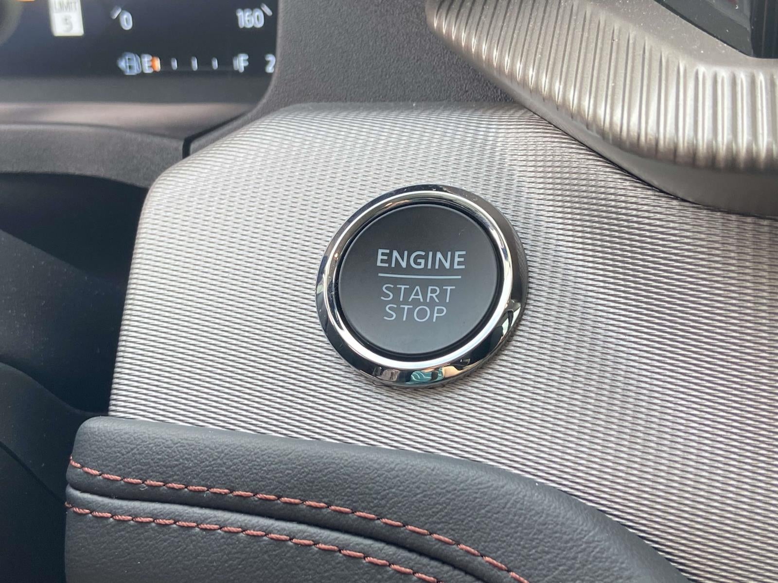 2025 Ford Explorer Active RWD