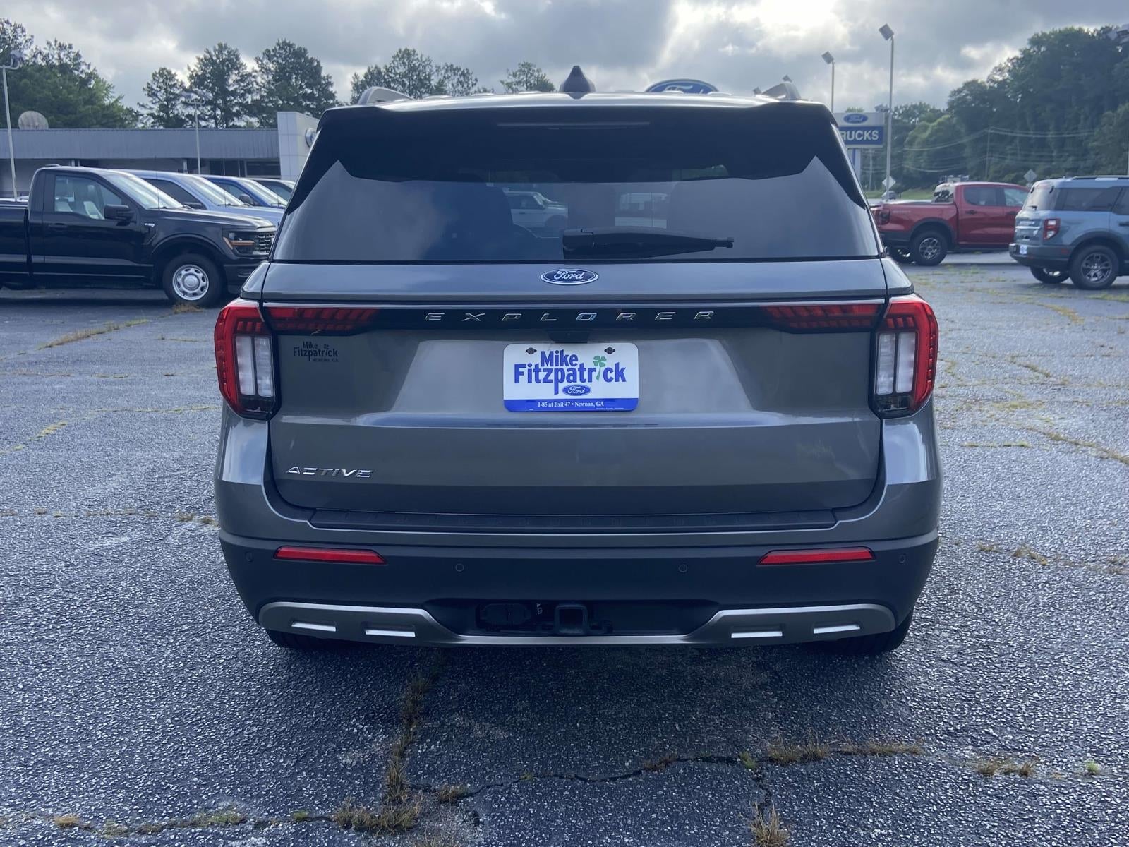 2025 Ford Explorer Active RWD