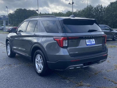2025 Ford Explorer Active RWD