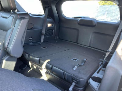 2025 Ford Explorer ST-Line RWD