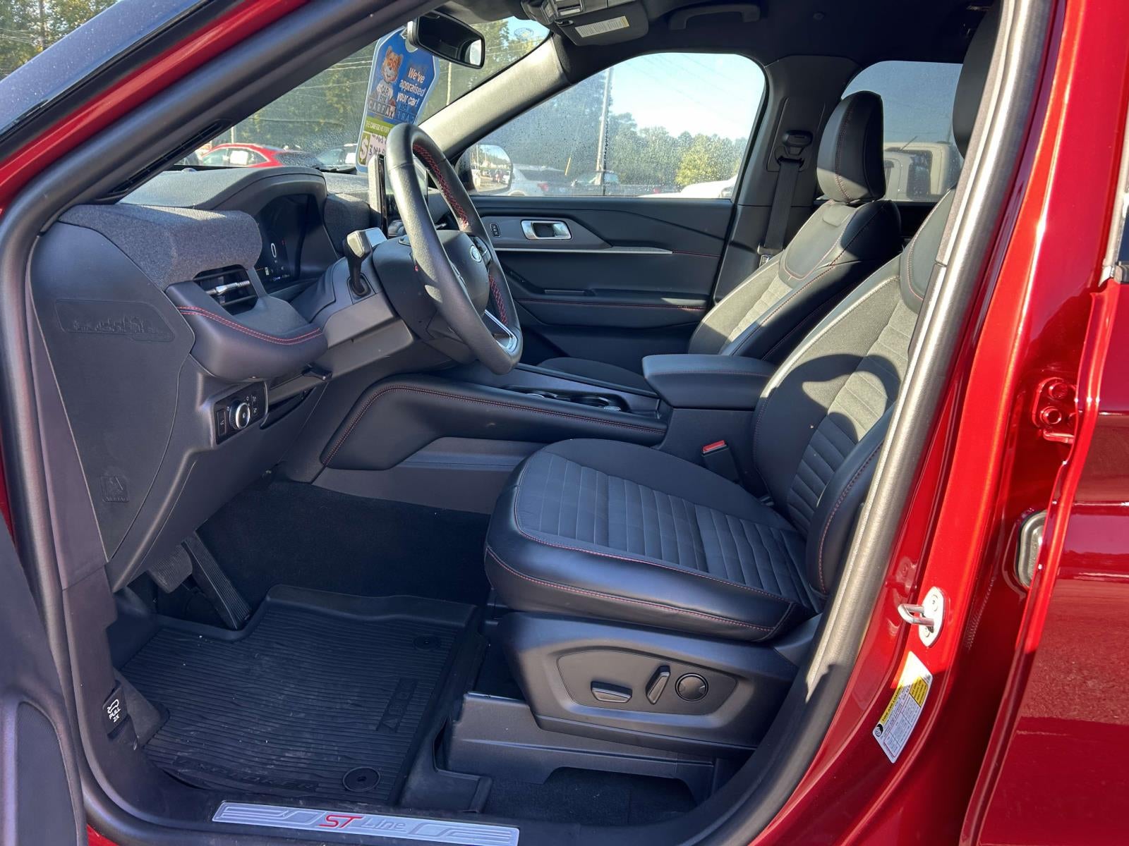 2025 Ford Explorer ST-Line RWD