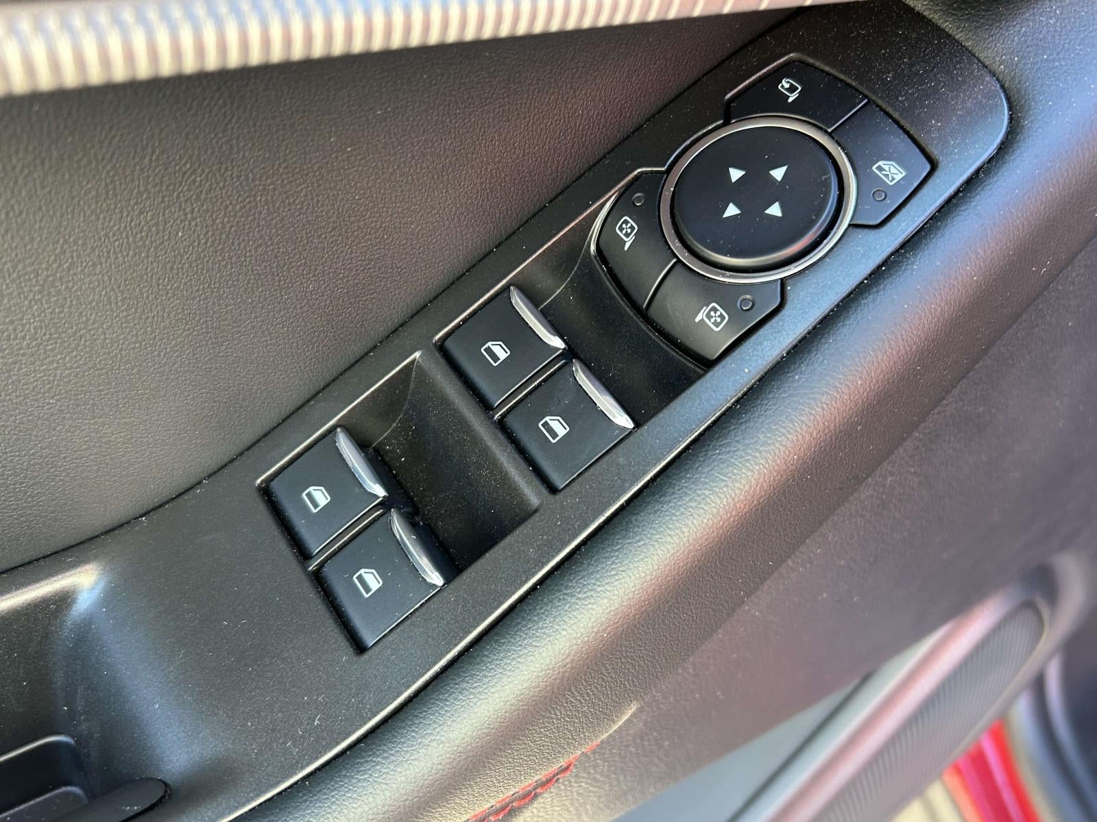 2025 Ford Explorer ST-Line RWD