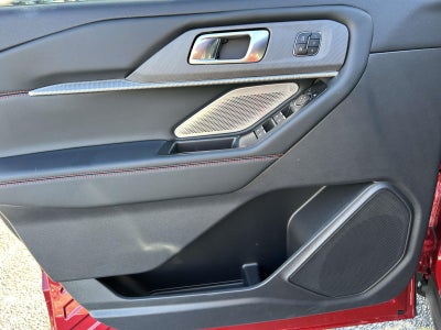 2025 Ford Explorer ST 4WD