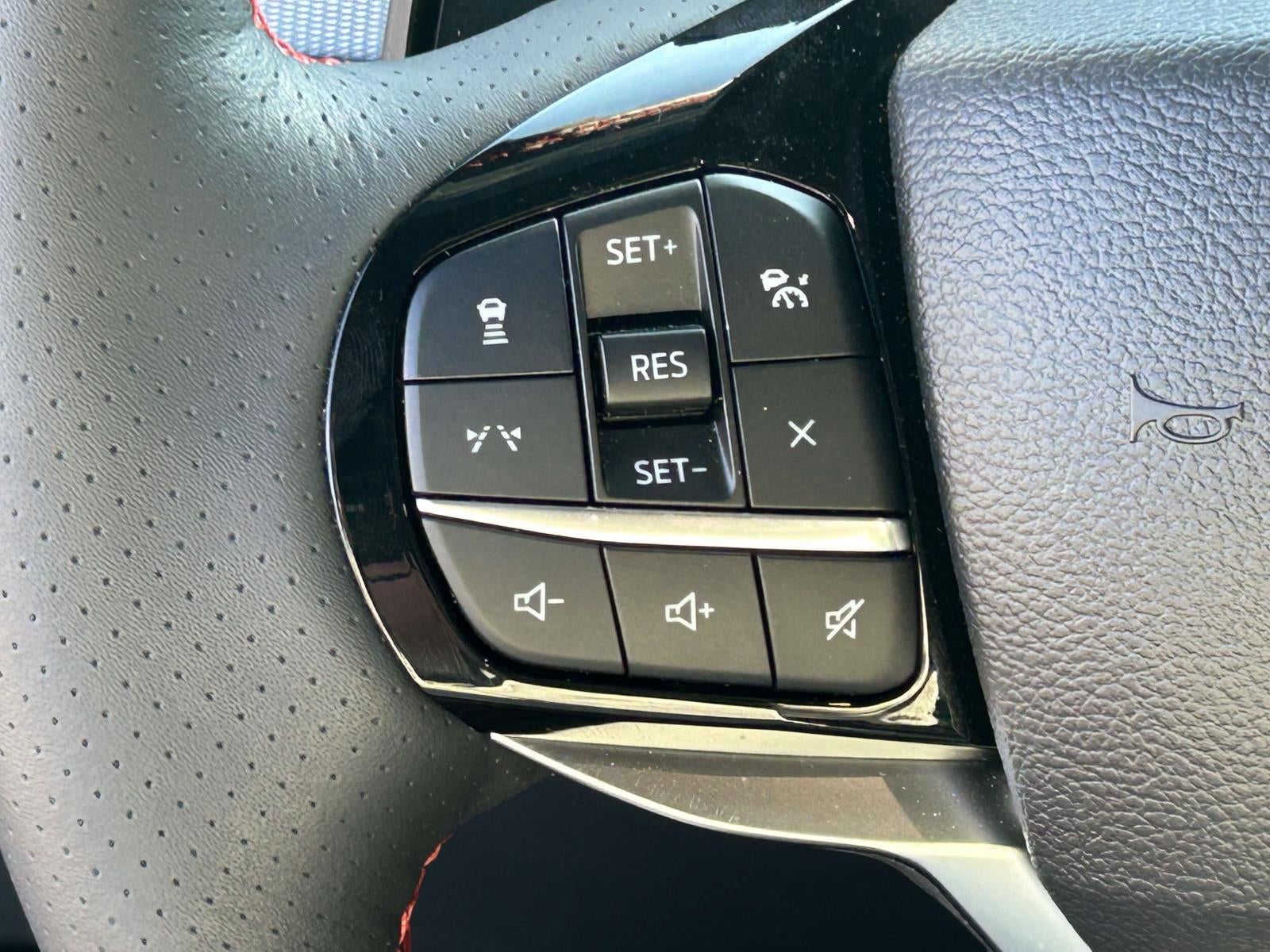 2025 Ford Explorer ST 4WD