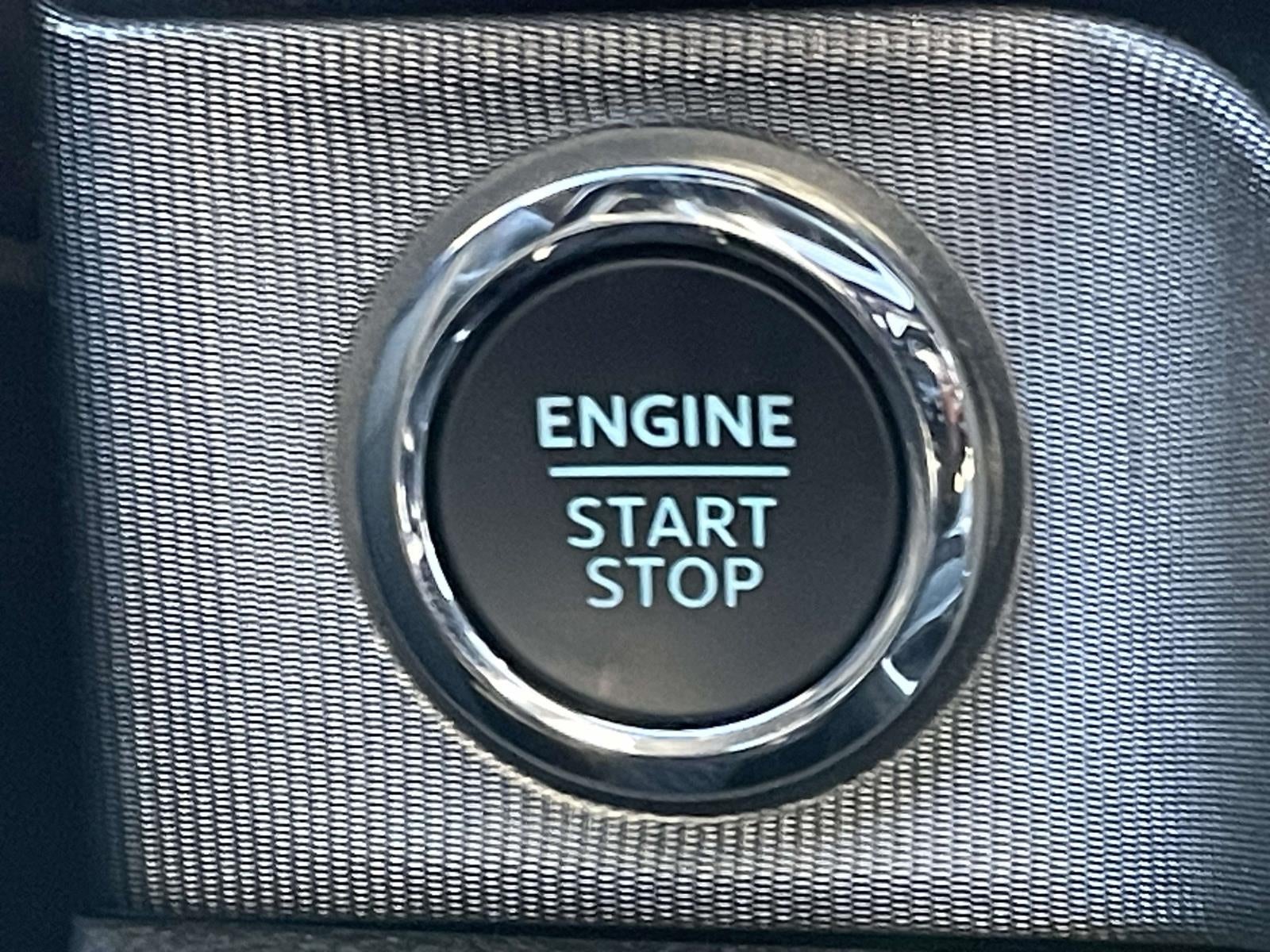 2024 Ford Super Duty F-250 SRW Platinum 4WD Crew Cab 6.75' Box