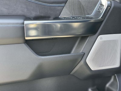 2025 Ford Super Duty F-250 SRW Platinum 4WD Crew Cab 6.75' Box