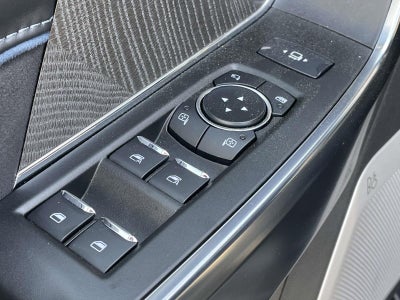 2025 Ford Super Duty F-250 SRW Platinum 4WD Crew Cab 6.75' Box